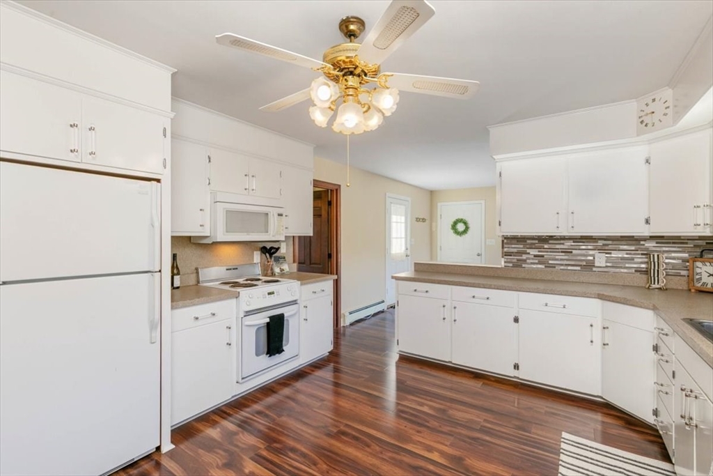 61 Folly Mill Rd