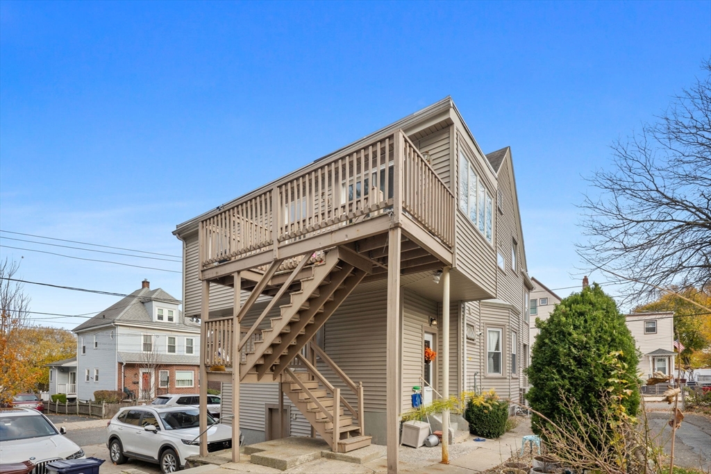 26 Clay Ave