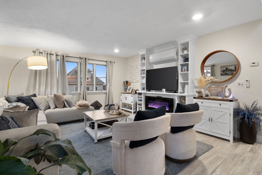 26 Clay Ave