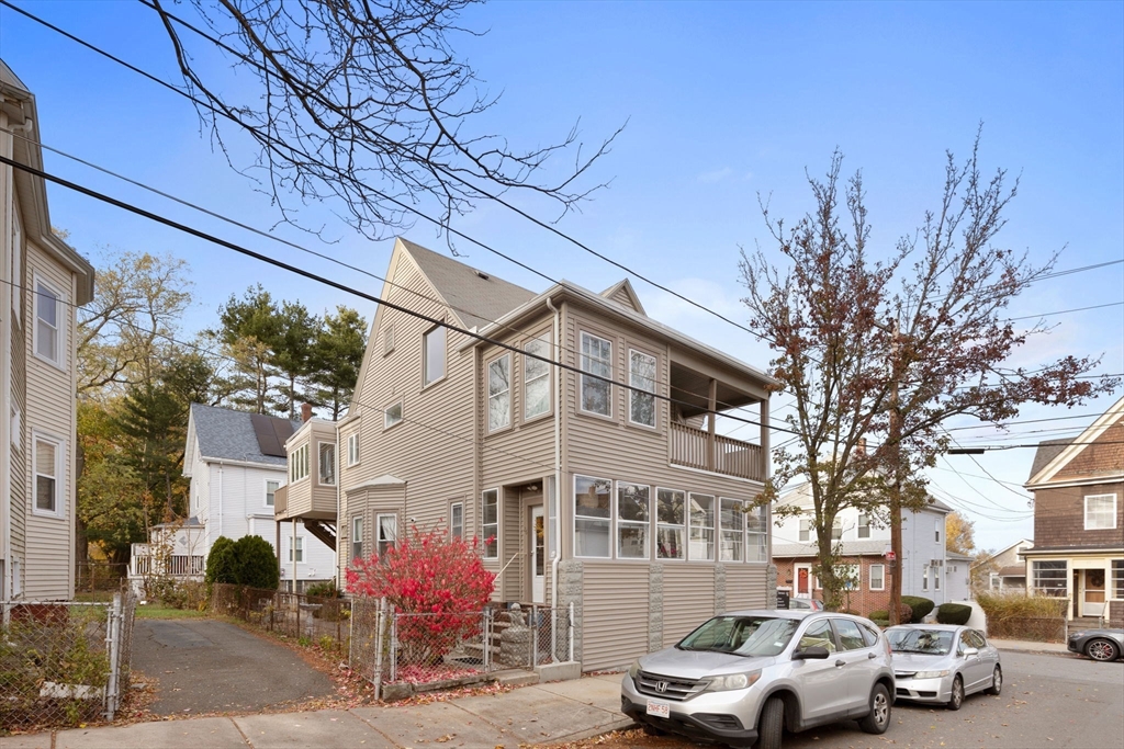 26 Clay Ave