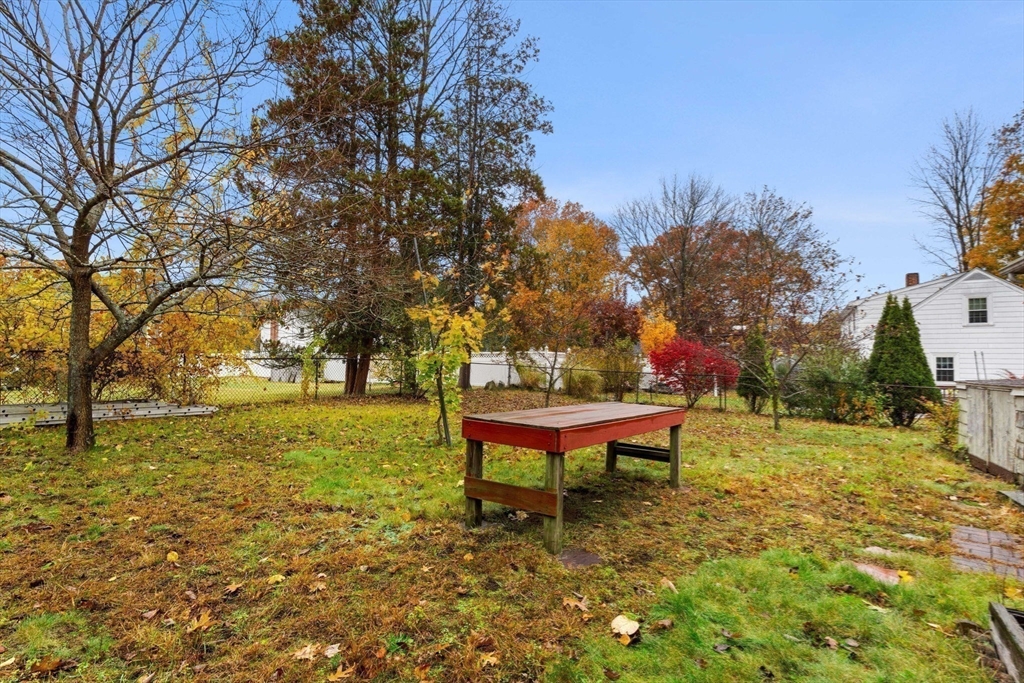 17 Donald Rd