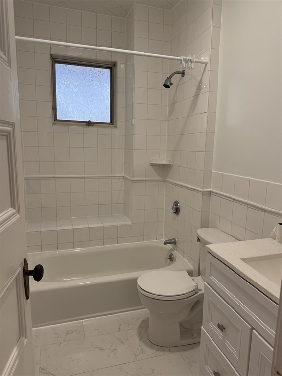 62 Crosby Rd # 1