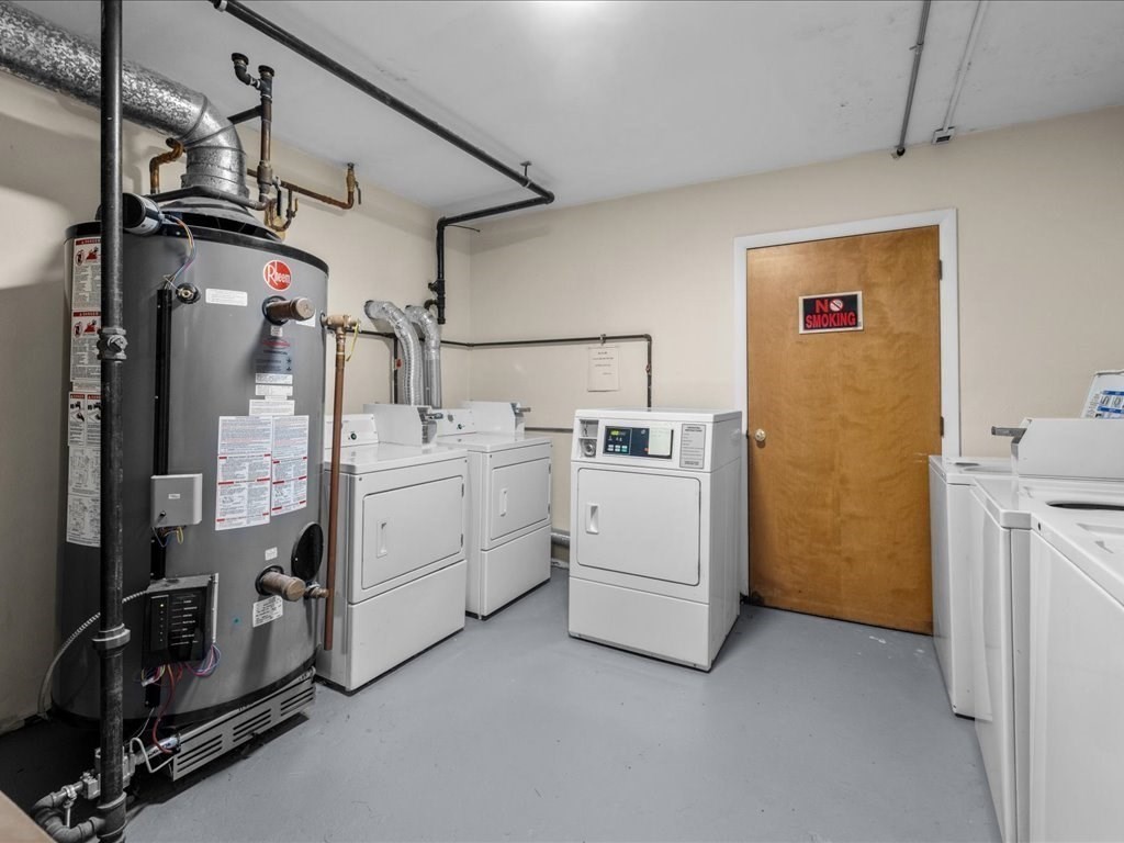 22 Branchfield St # D4