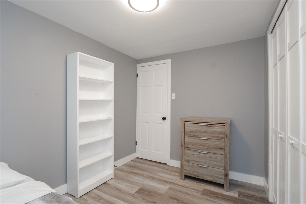 72 Charlton St