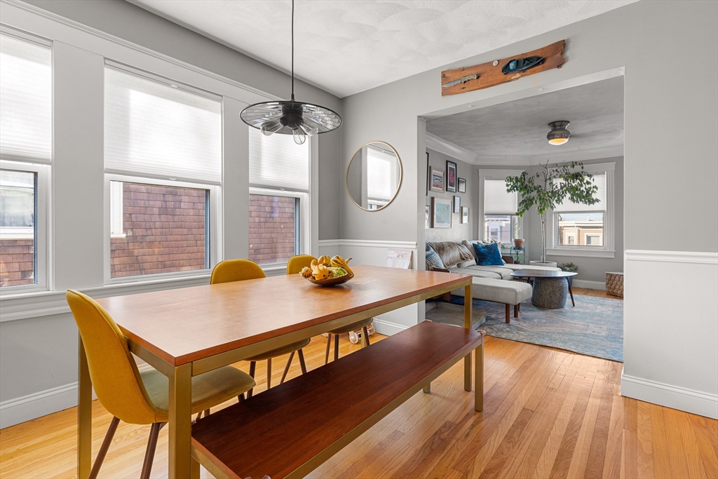 24 Thelma Unit: Penthouse