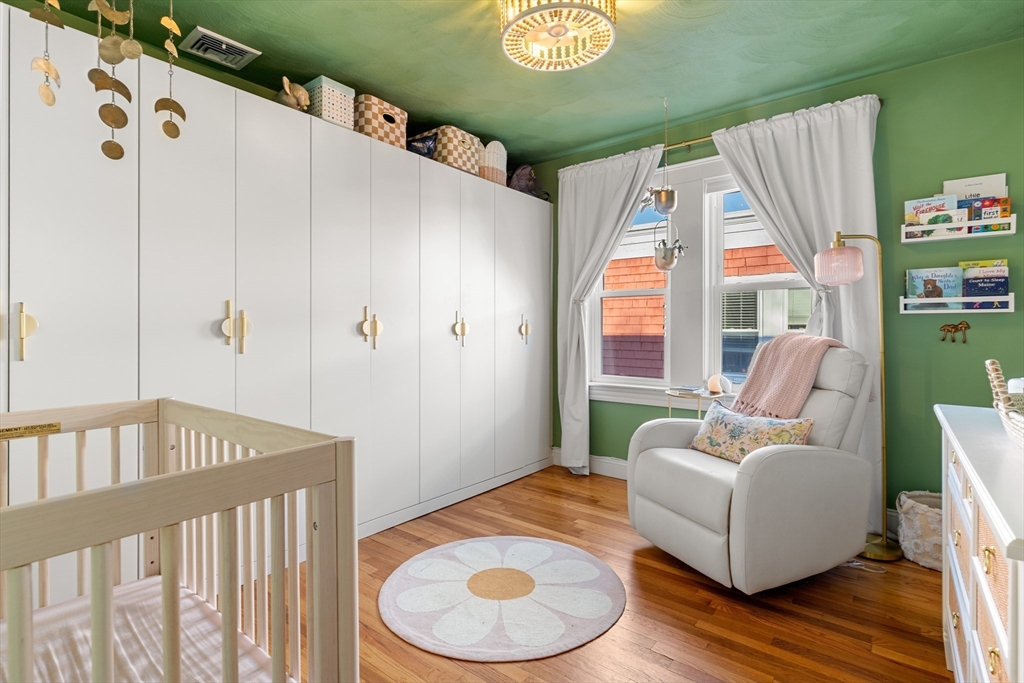 24 Thelma Unit: Penthouse