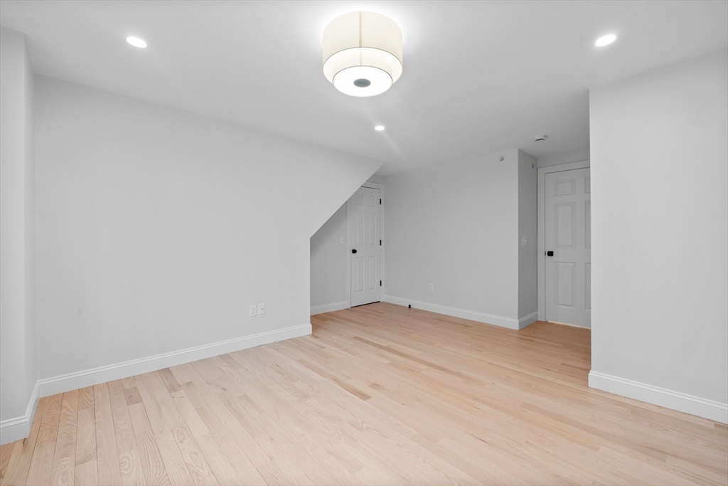 5 Chatham St # 5