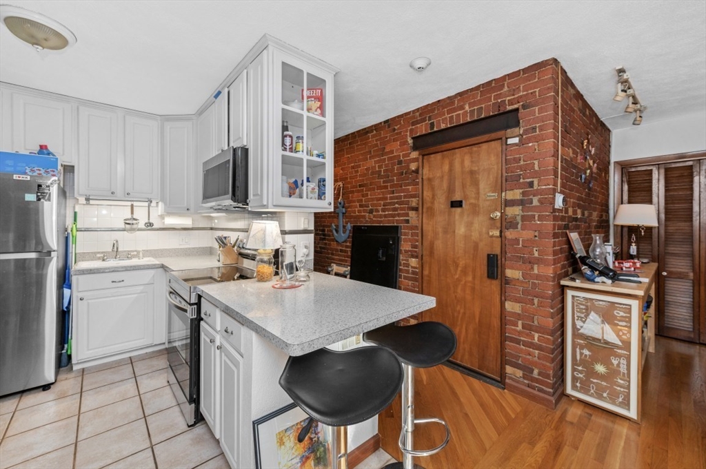 8 Battery Street # 8