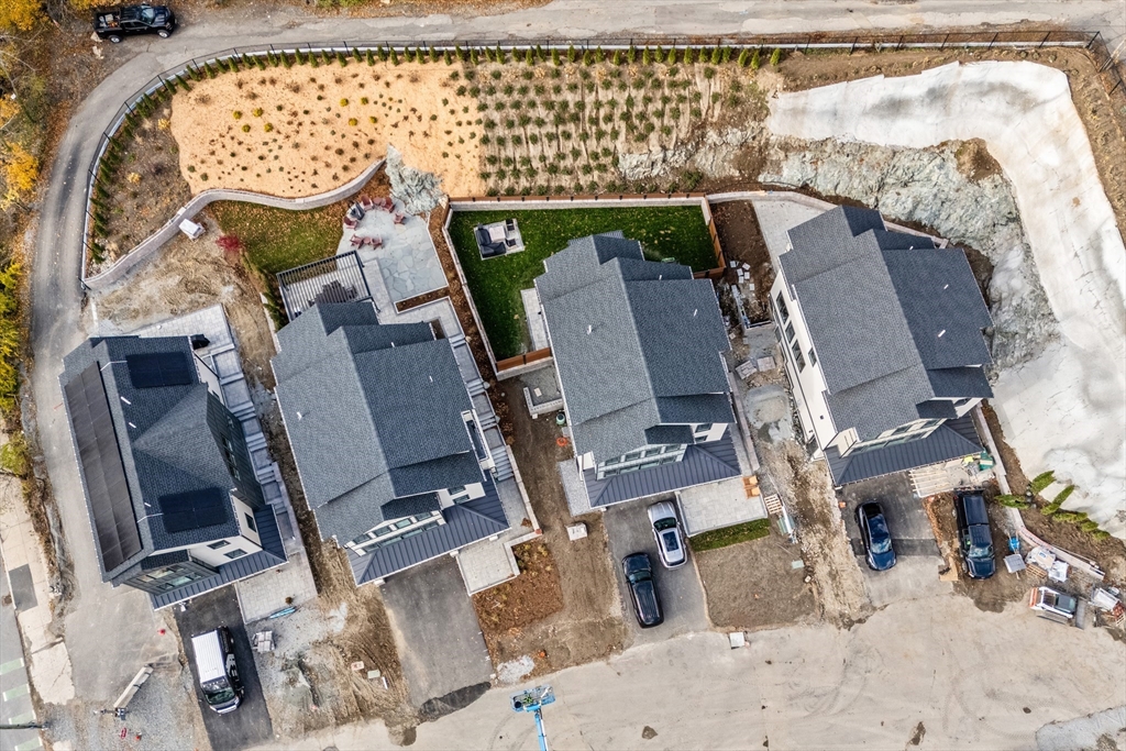 545 Winthrop St. Lot 6