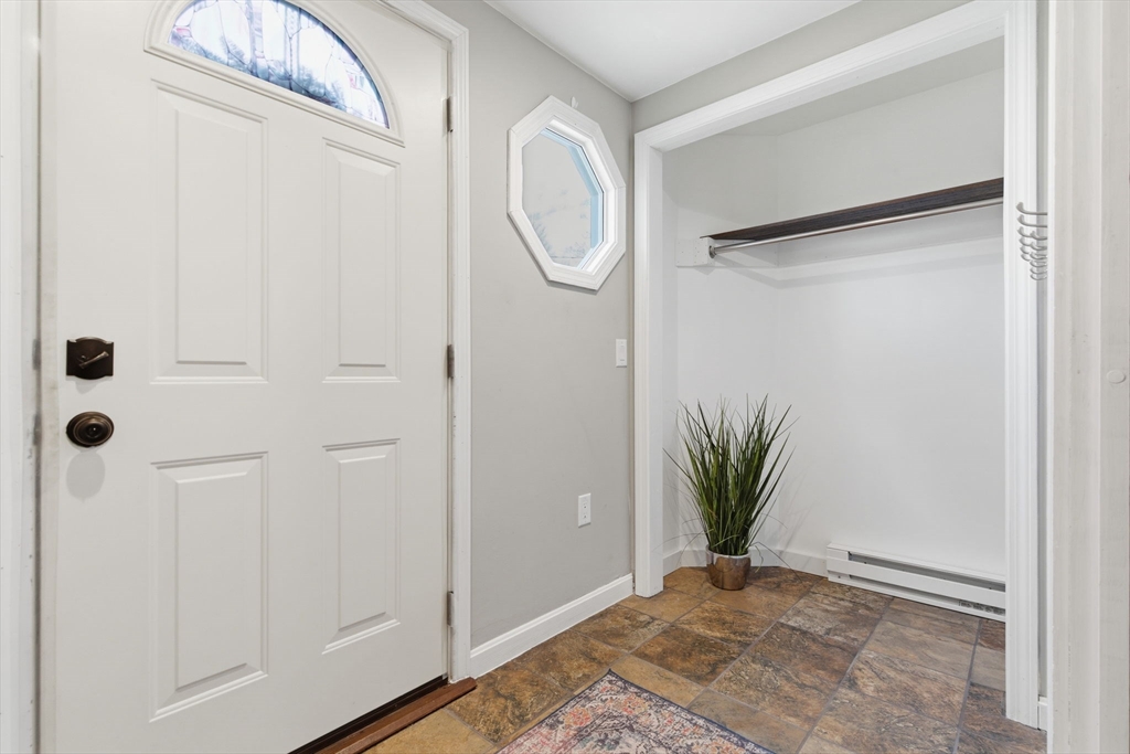 83 Greenwood St