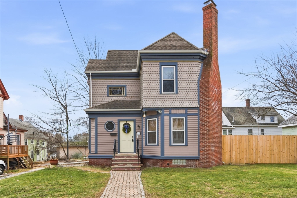 83 Greenwood St