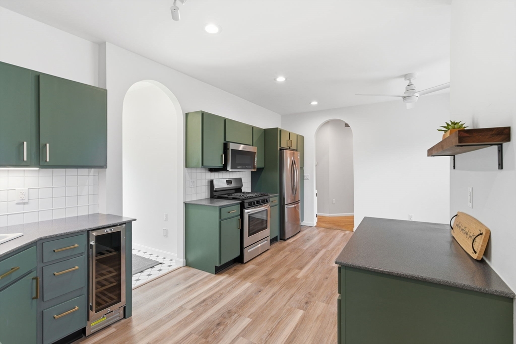 83 Greenwood St