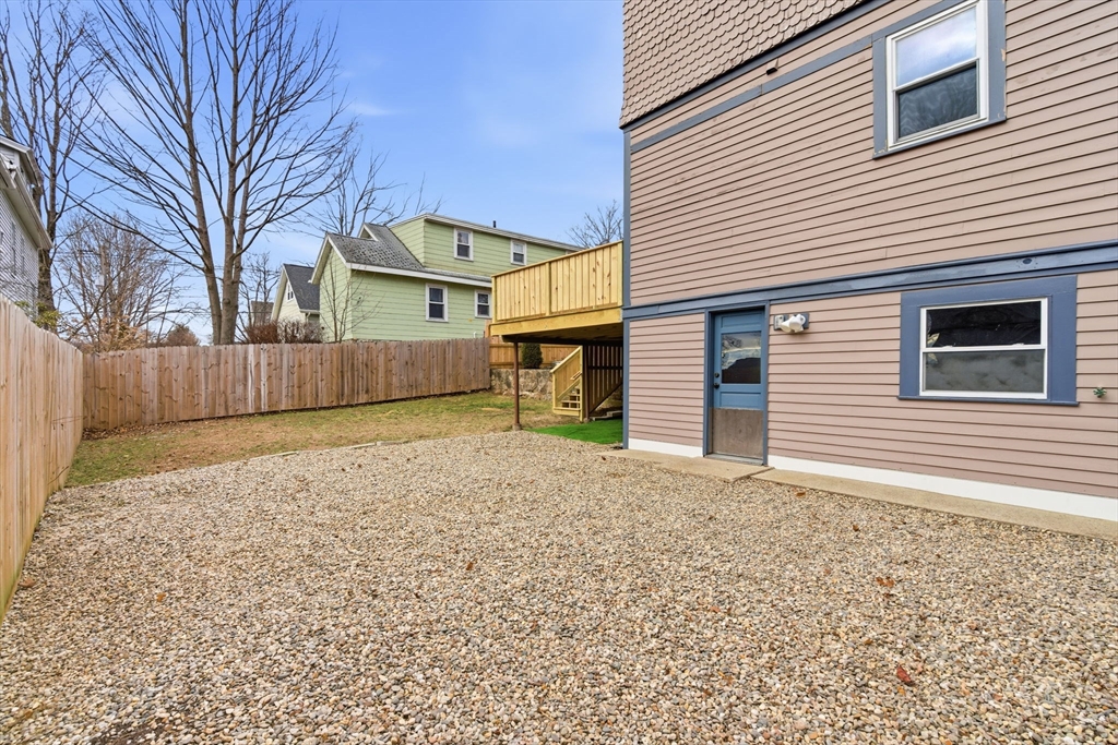 83 Greenwood St
