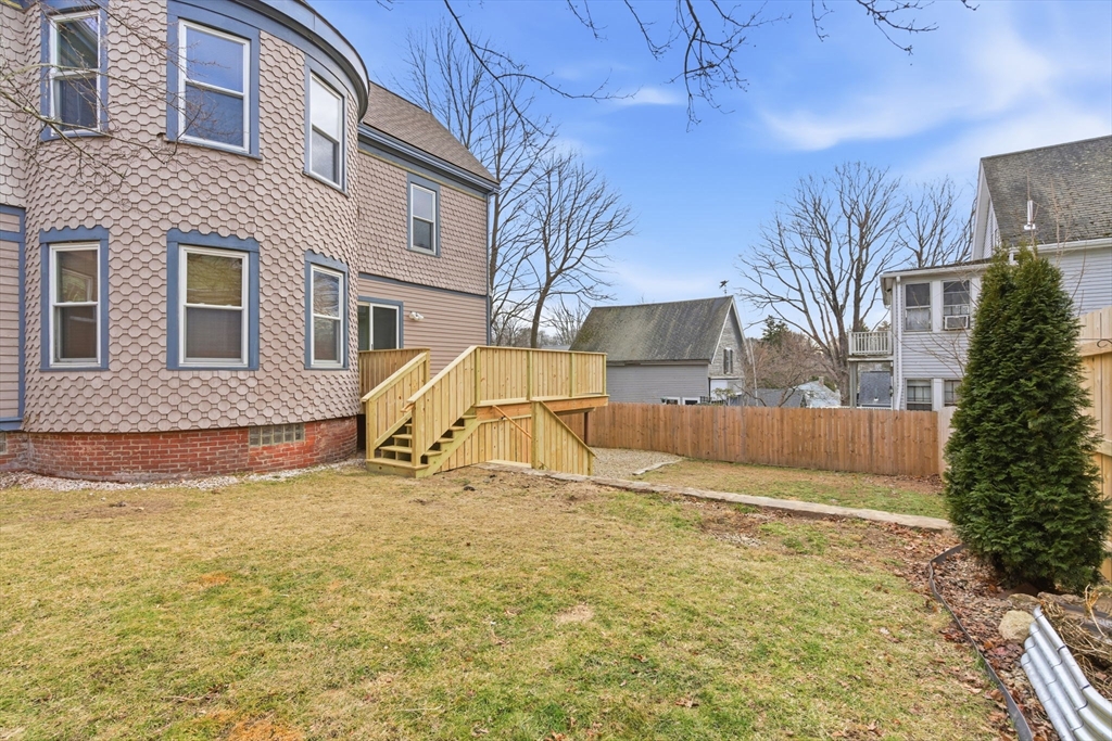 83 Greenwood St