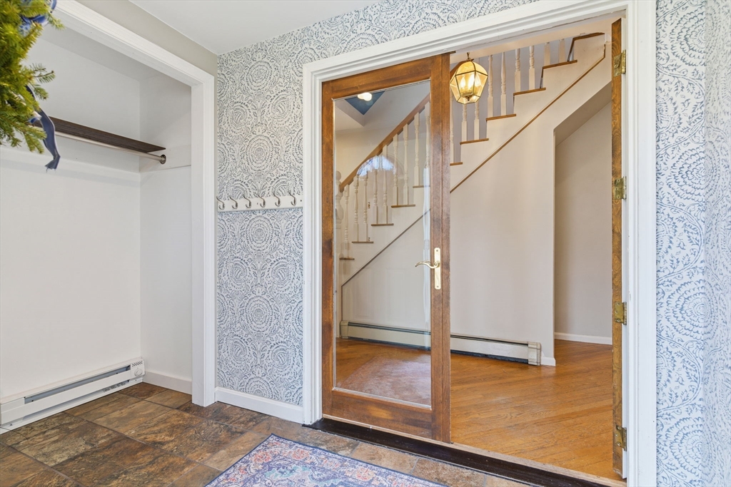 83 Greenwood St