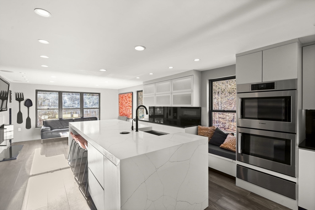 241 Perkins Street # 102 Unit: G-102