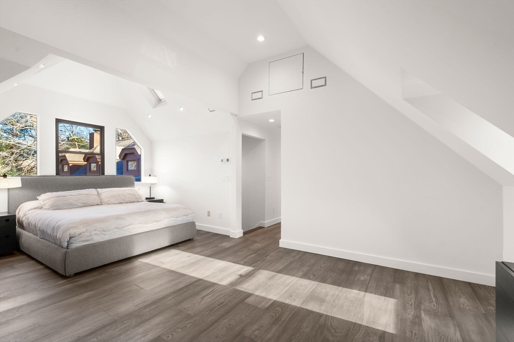 241 Perkins Street # 102 Unit: G-102