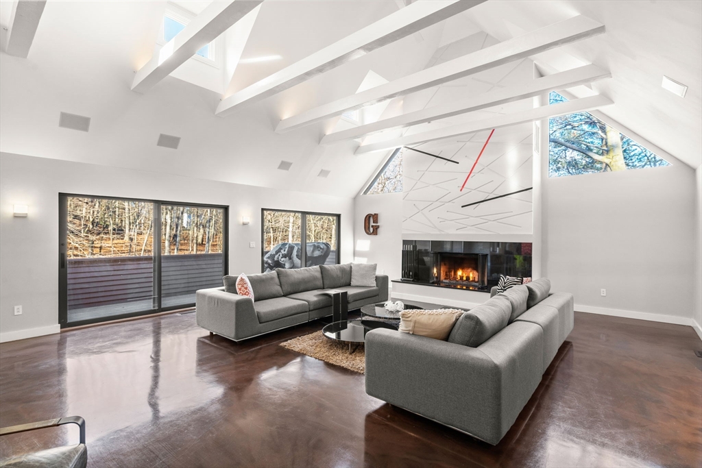 241 Perkins Street # 102 Unit: G-102