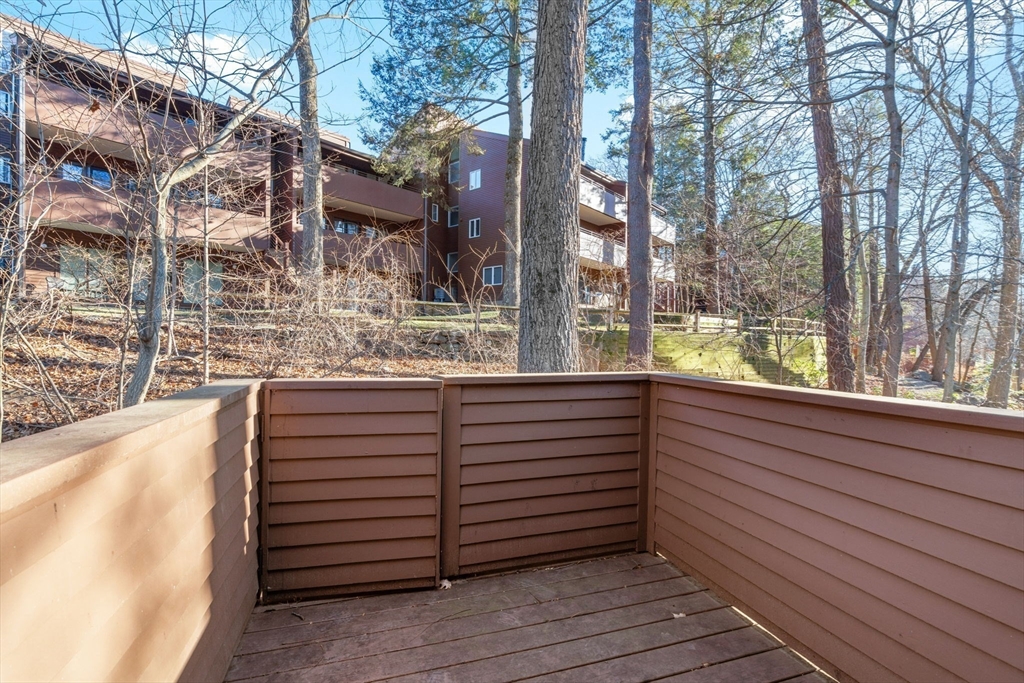 241 Perkins Street # 102 Unit: G-102