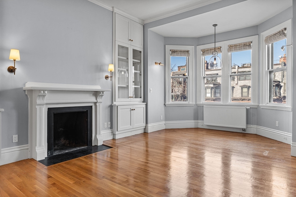 348 Marlborough St # 3