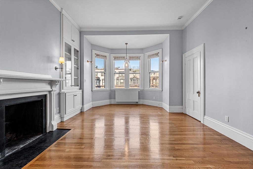 348 Marlborough St # 3