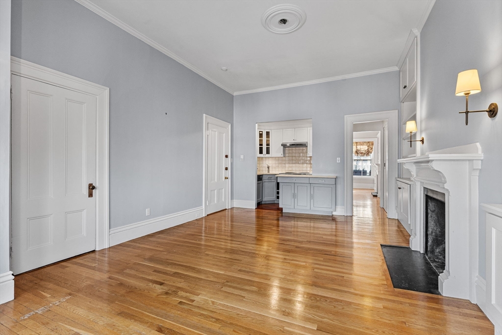 348 Marlborough St # 3