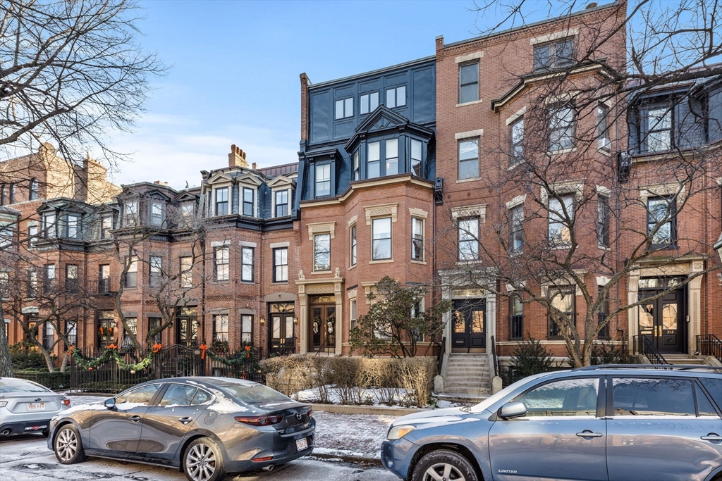348 Marlborough St # 3