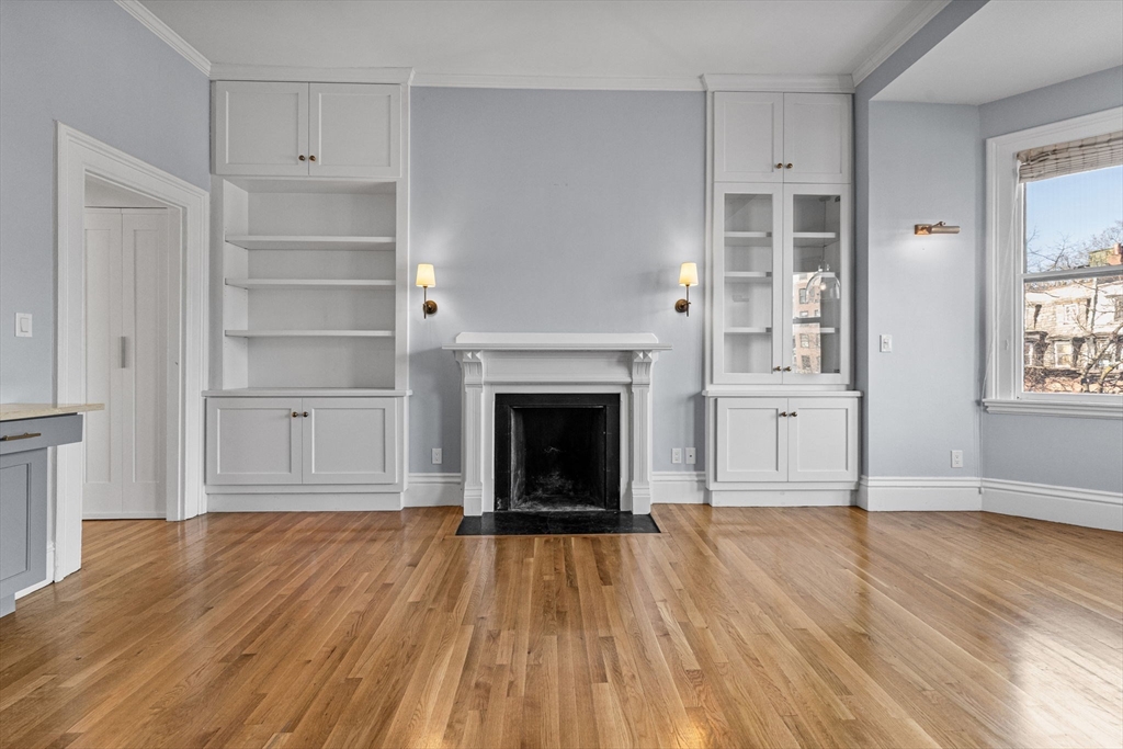348 Marlborough St # 3