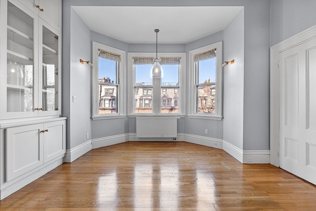 348 Marlborough St # 3