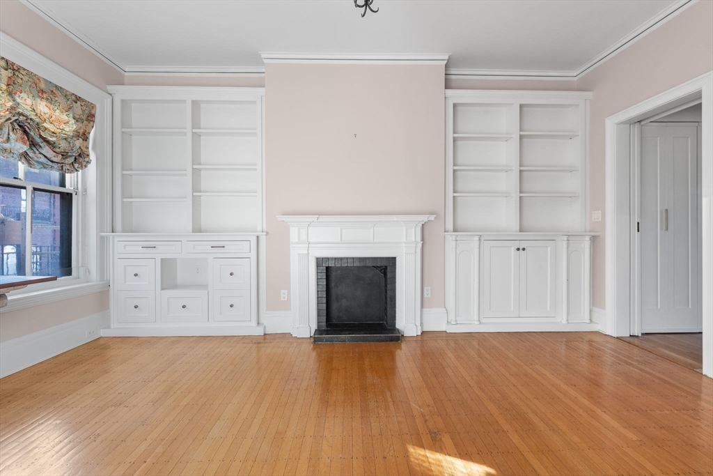 348 Marlborough St # 3