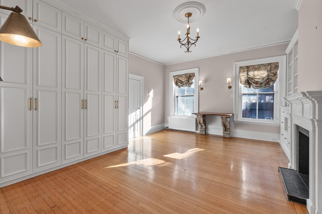 348 Marlborough St # 3
