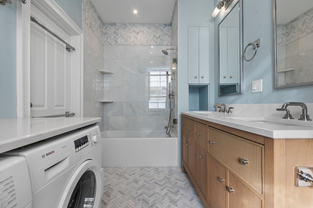 348 Marlborough St # 3