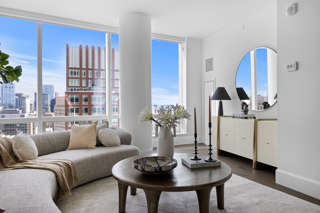 430 Stuart St # 27D