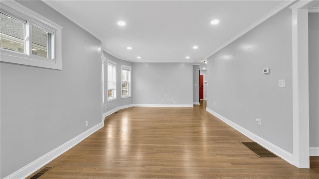 71 Pierce Ave # 1