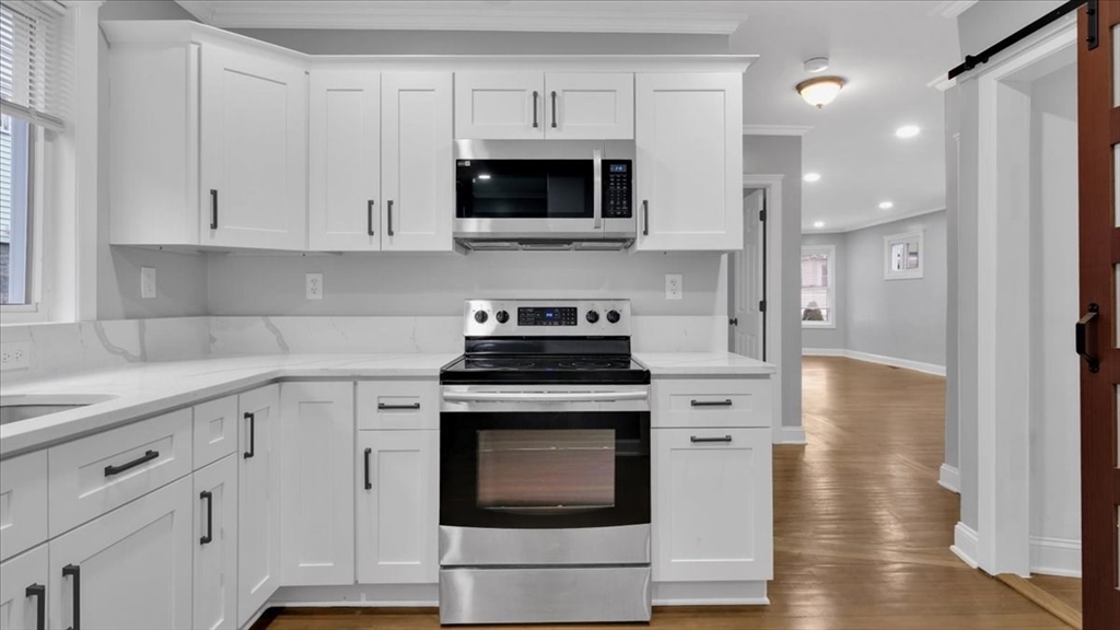 71 Pierce Ave # 1