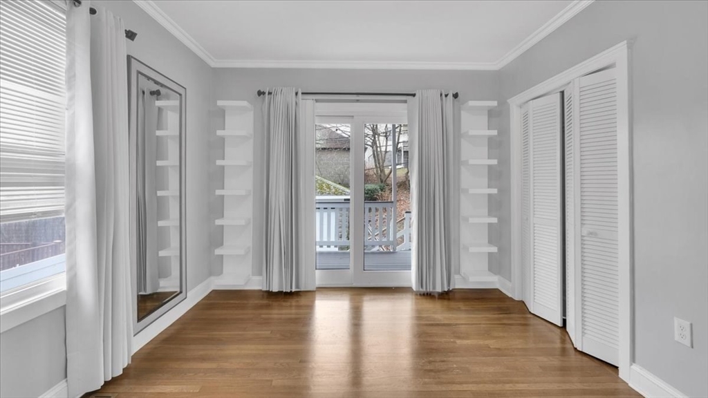71 Pierce Ave # 1