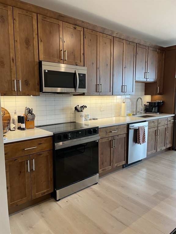 400 W Broadway # 405