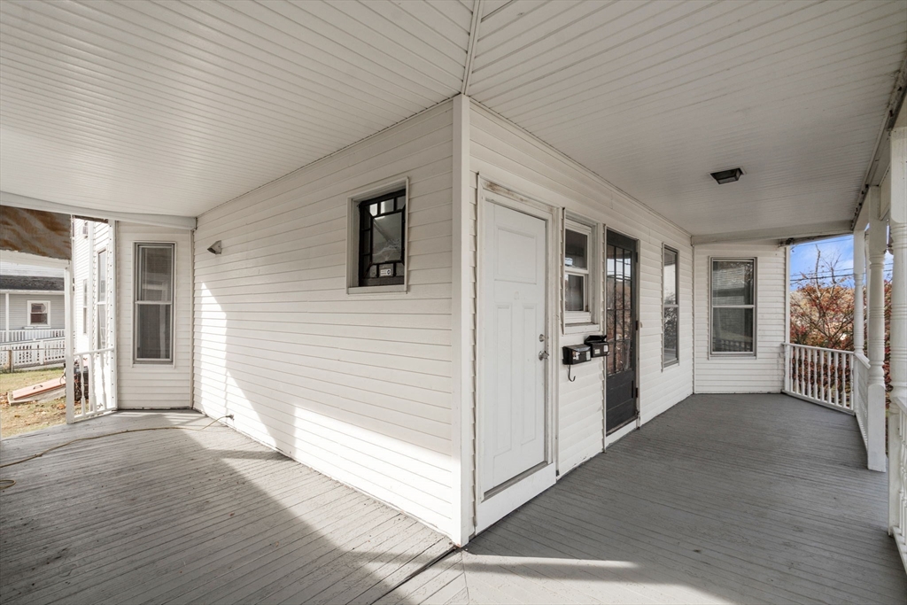 723 Main St