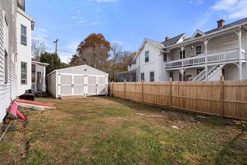 723 Main St