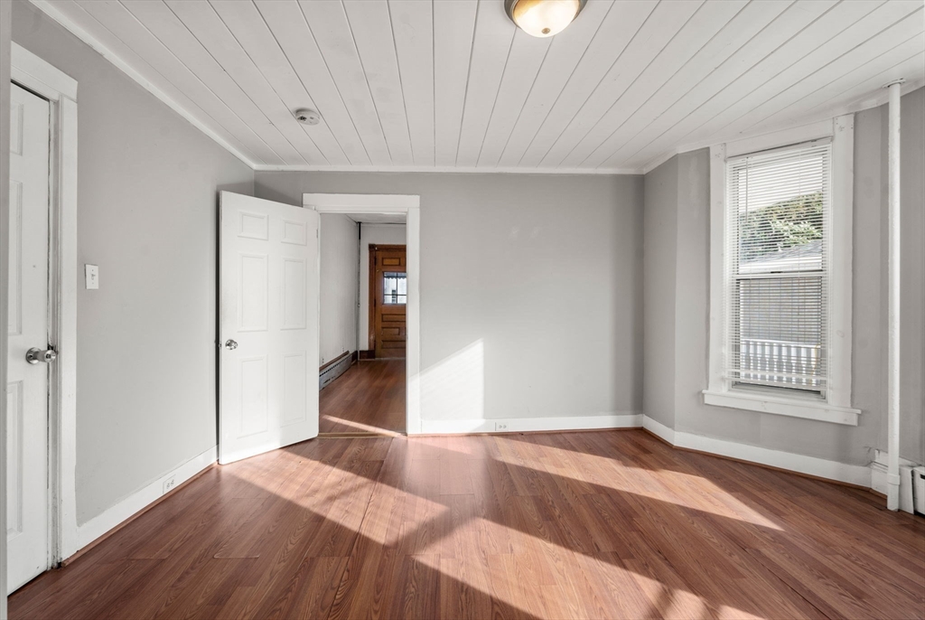 723 Main St