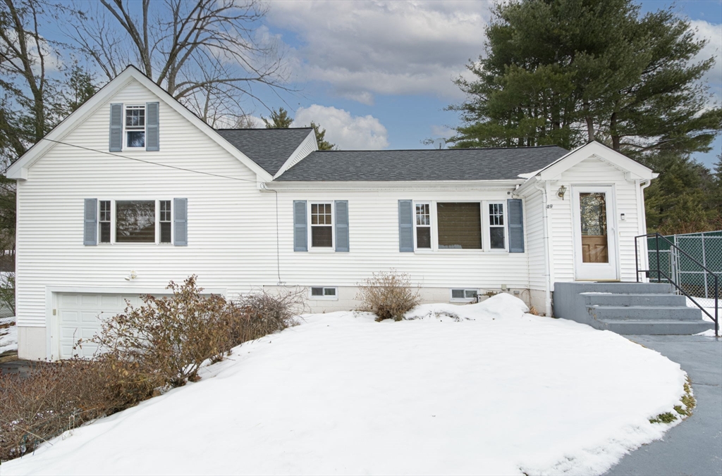 49 Pleasant St