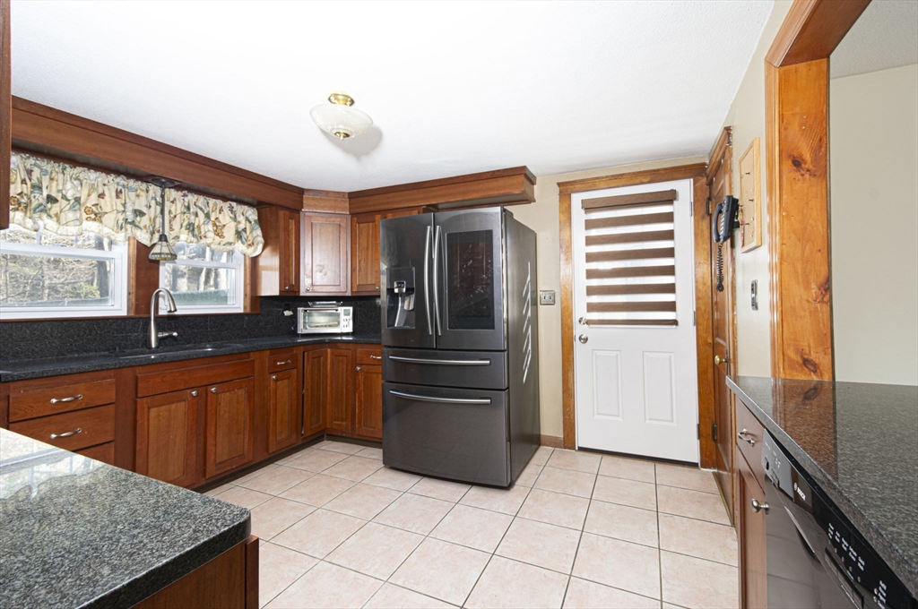 49 Pleasant St