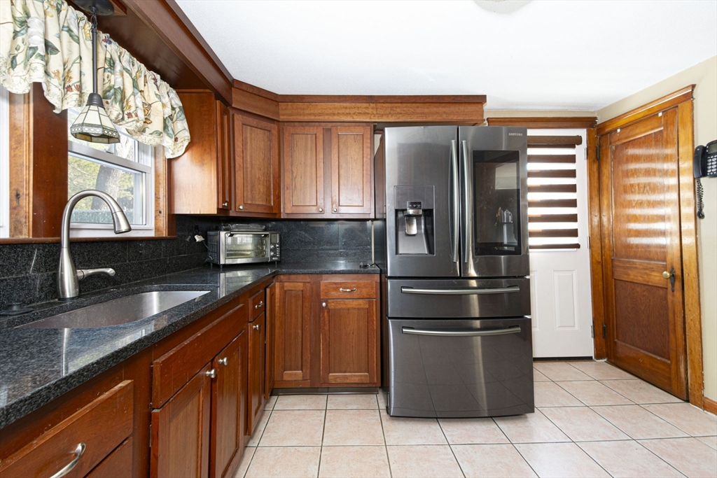 49 Pleasant St