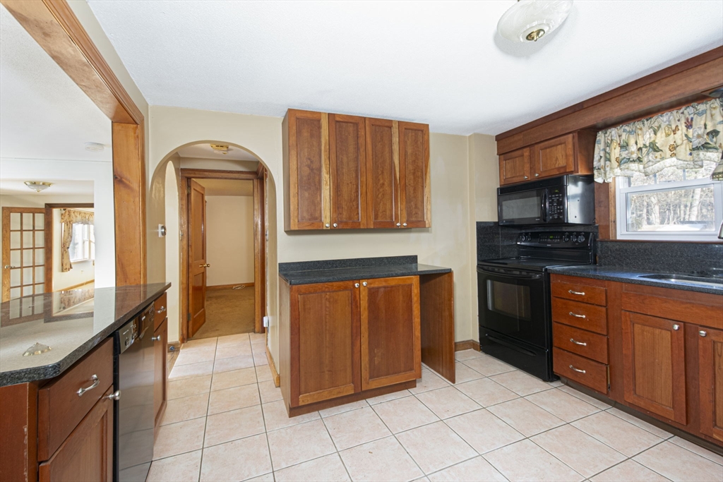 49 Pleasant St