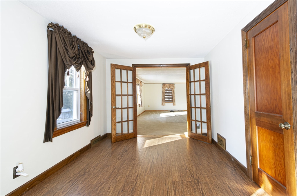 49 Pleasant St