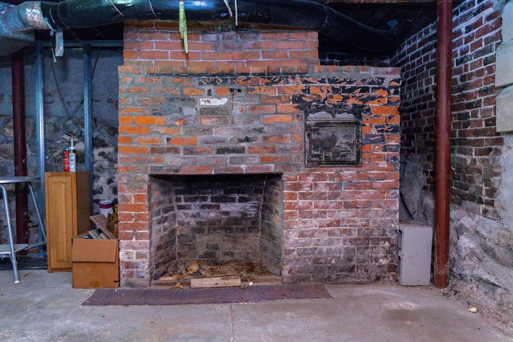 86 Flint Street