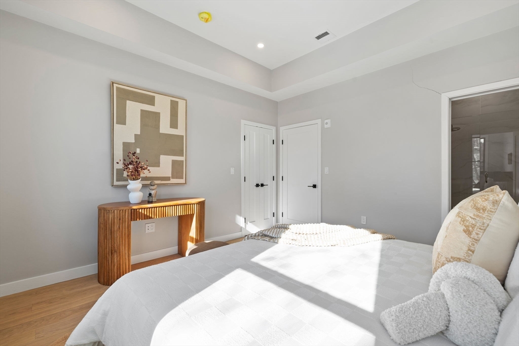 125 Addison Street # 206