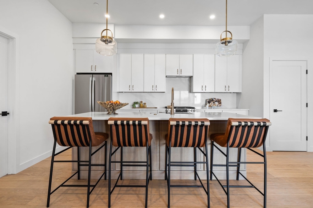 125 Addison Street # 206