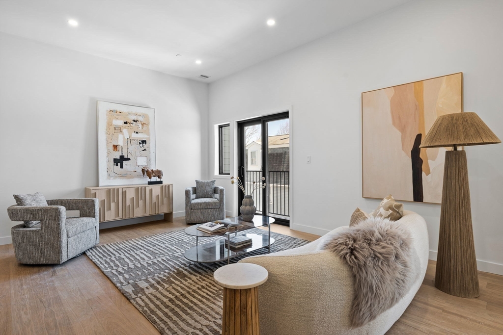 125 Addison Street # 206