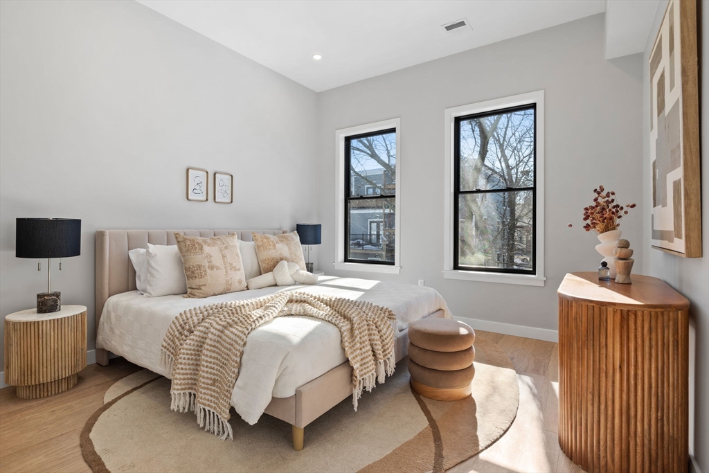 125 Addison Street # 206